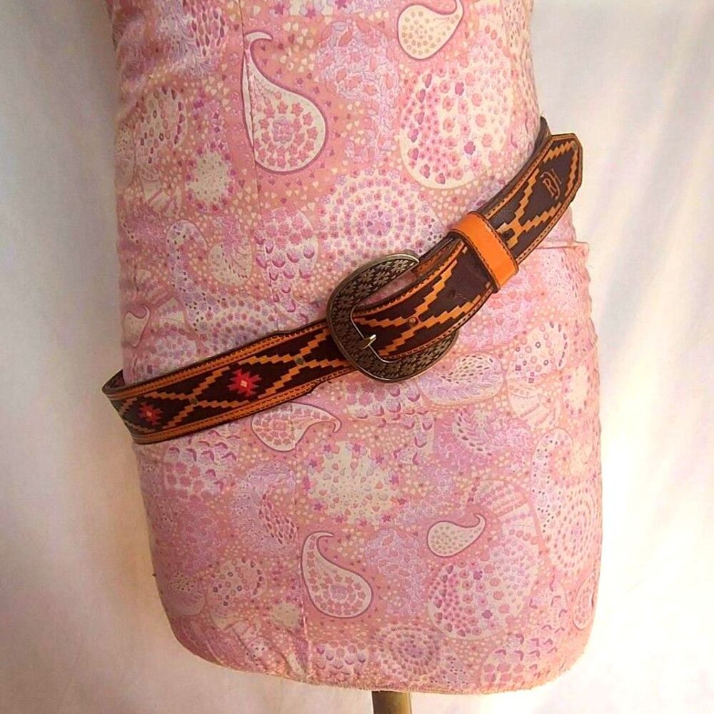 Red Dirt Hat Mens Multicolor Geometric Genuine Leather Tapered Belt Size 42 NWOT